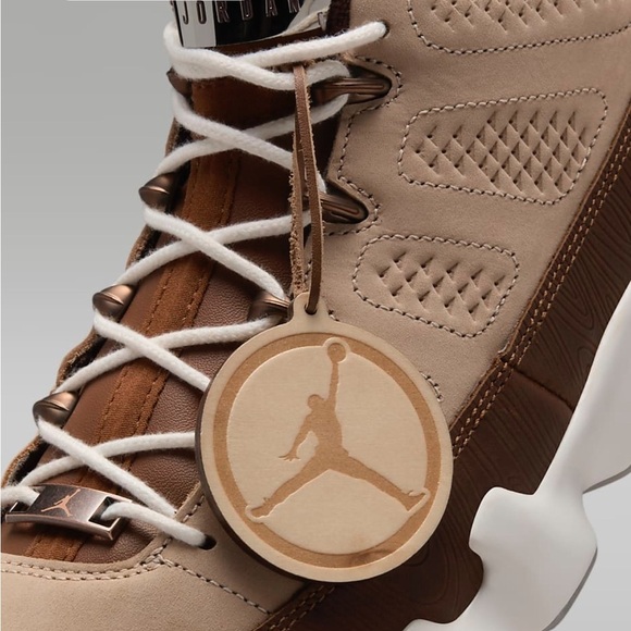 Nike Air Jordan 9 G NRG Golf Shoes - Picture 2 of 7